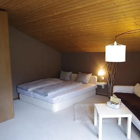 Haus Klara Pensión *